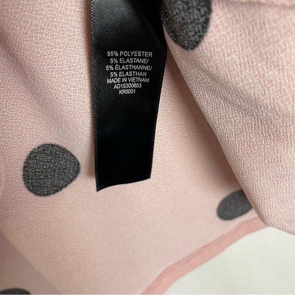⭐️2/$20 NWT Adrianna Papell Polka Dot Blouse - Picture 12 of 16